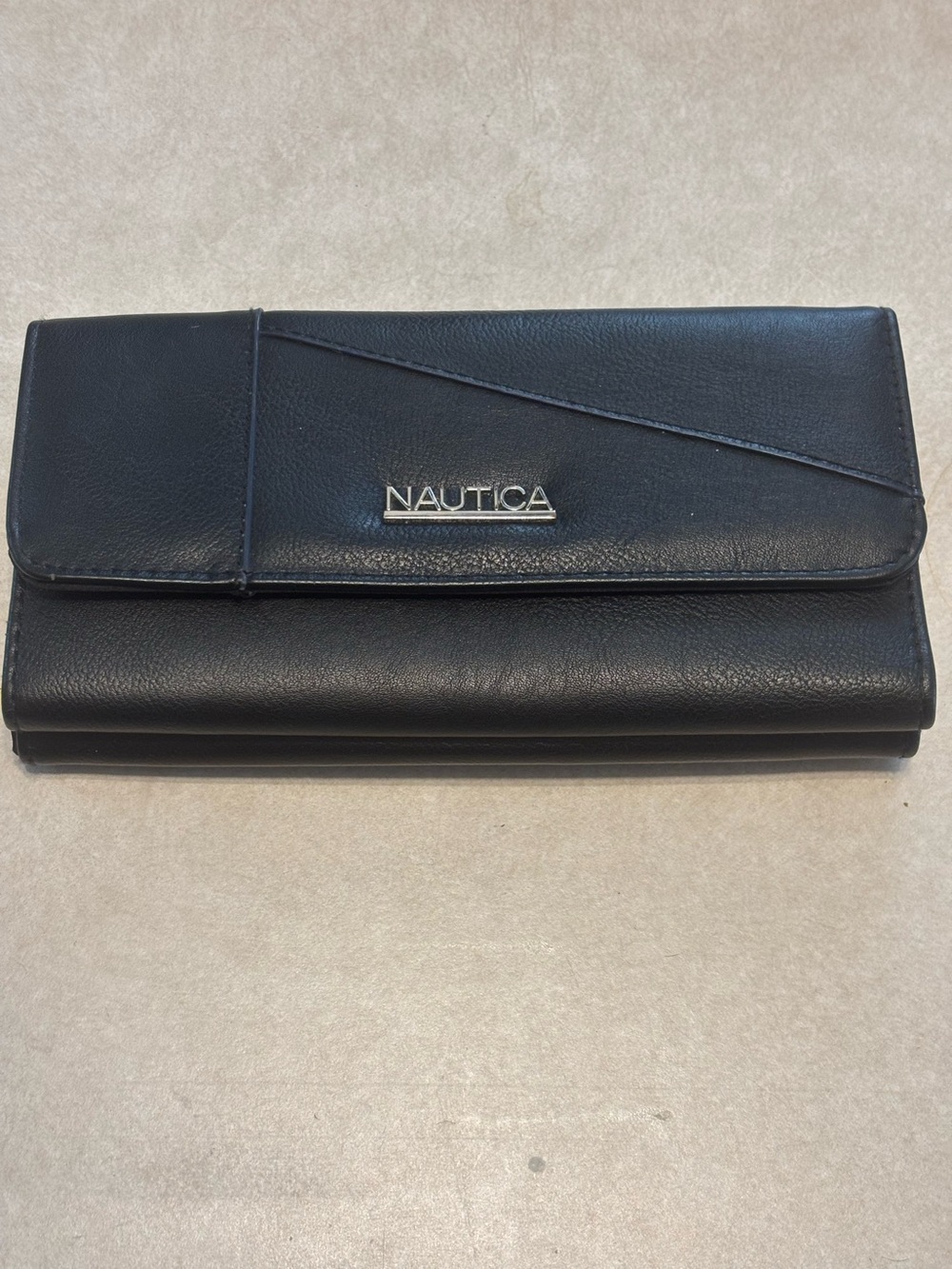Nautica black leather wallet, RFID protection, silver tone hardware, like new!